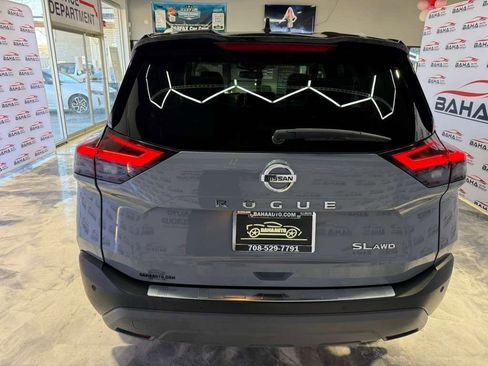 Used 2021 Nissan Rogue SL w/ Premium Package image 7