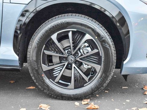 New 2026 Lexus RZ 350e RZ 350e image 10