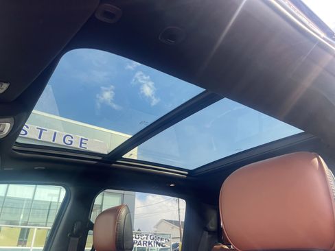 Used 2023 RAM 1500 Limited w/ Bed Utility Group image 19