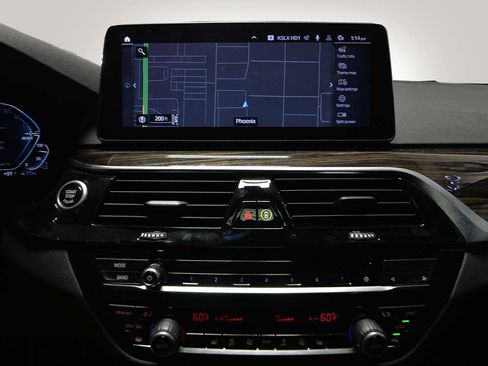 Certified 2023 BMW 530e w/ Convenience Package RWD image 16