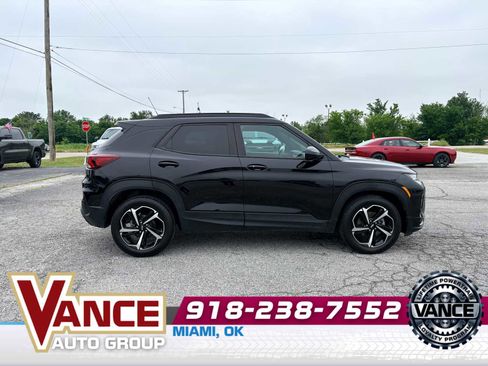 Used 2021 Chevrolet TrailBlazer RS w/ Convenience Package FWD image 8