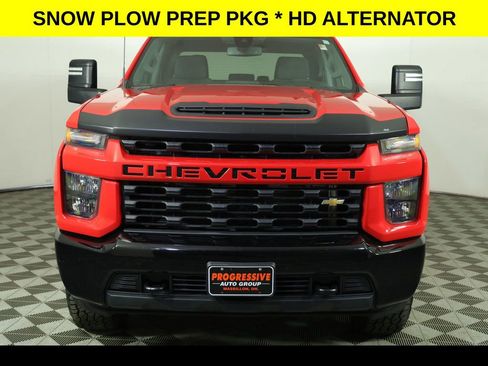 Used 2022 Chevrolet Silverado 2500 Custom w/ Custom Value Package AWD/4WD image 8