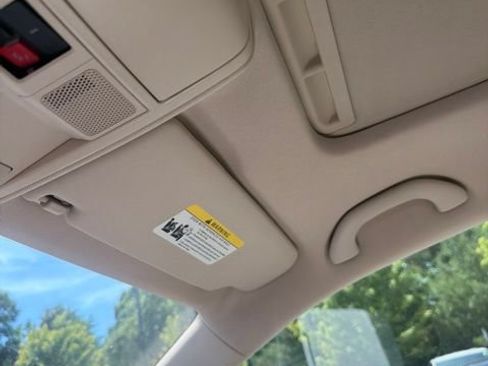 Used 2014 Volkswagen Jetta TDI FWD image 2