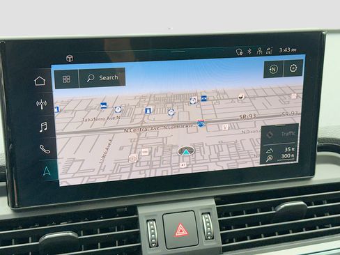 Used 2021 Audi Q5 Premium Plus w/ Premium Plus Package image 31