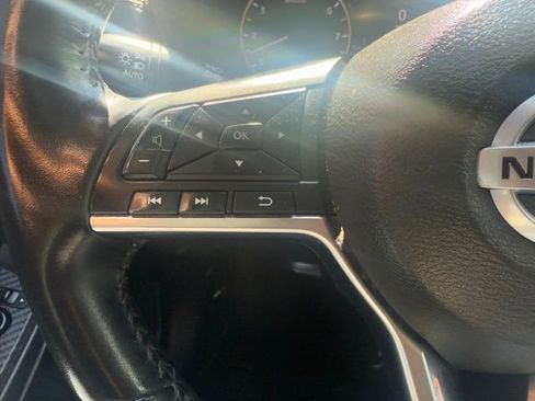 Used 2020 Nissan Sentra SV image 20