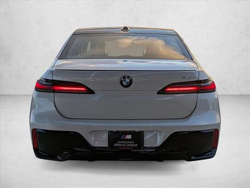 New 2026 BMW 740i RWD image 8