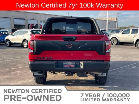 Used 2024 Nissan Titan PRO-4X w/ Pro-4x Convenience Package AWD/4WD image 7
