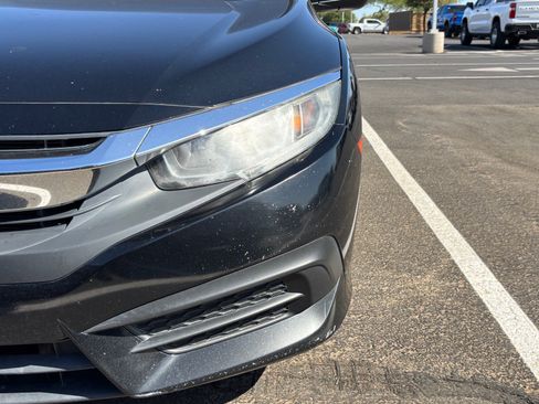 Used 2017 Honda Civic EX image 8