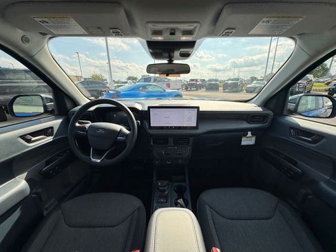 New 2025 Ford Maverick XLT w/ Black Appearance Package image 15