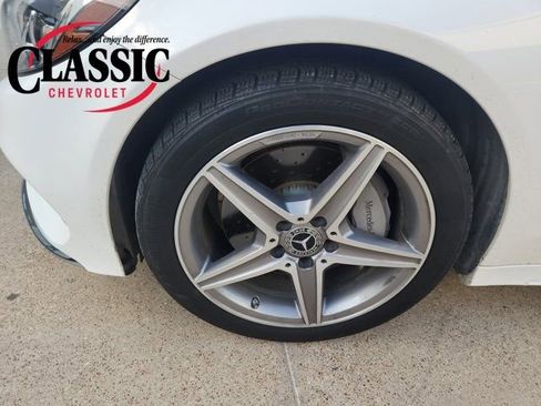 Used 2017 Mercedes-Benz C 300 4MATIC Sedan image 11