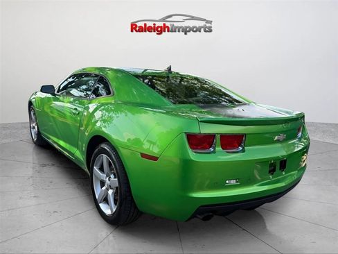 Used 2010 Chevrolet Camaro LT RWD image 5