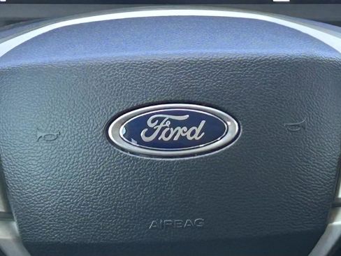 Used 2025 Ford Explorer Active w/ Active Comfort Package image 34