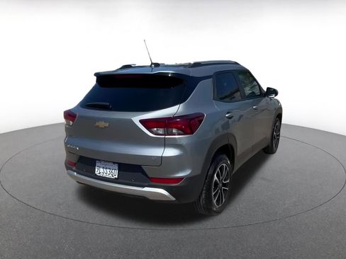 Used 2024 Chevrolet TrailBlazer LT w/ Driver Confidence Package image 14