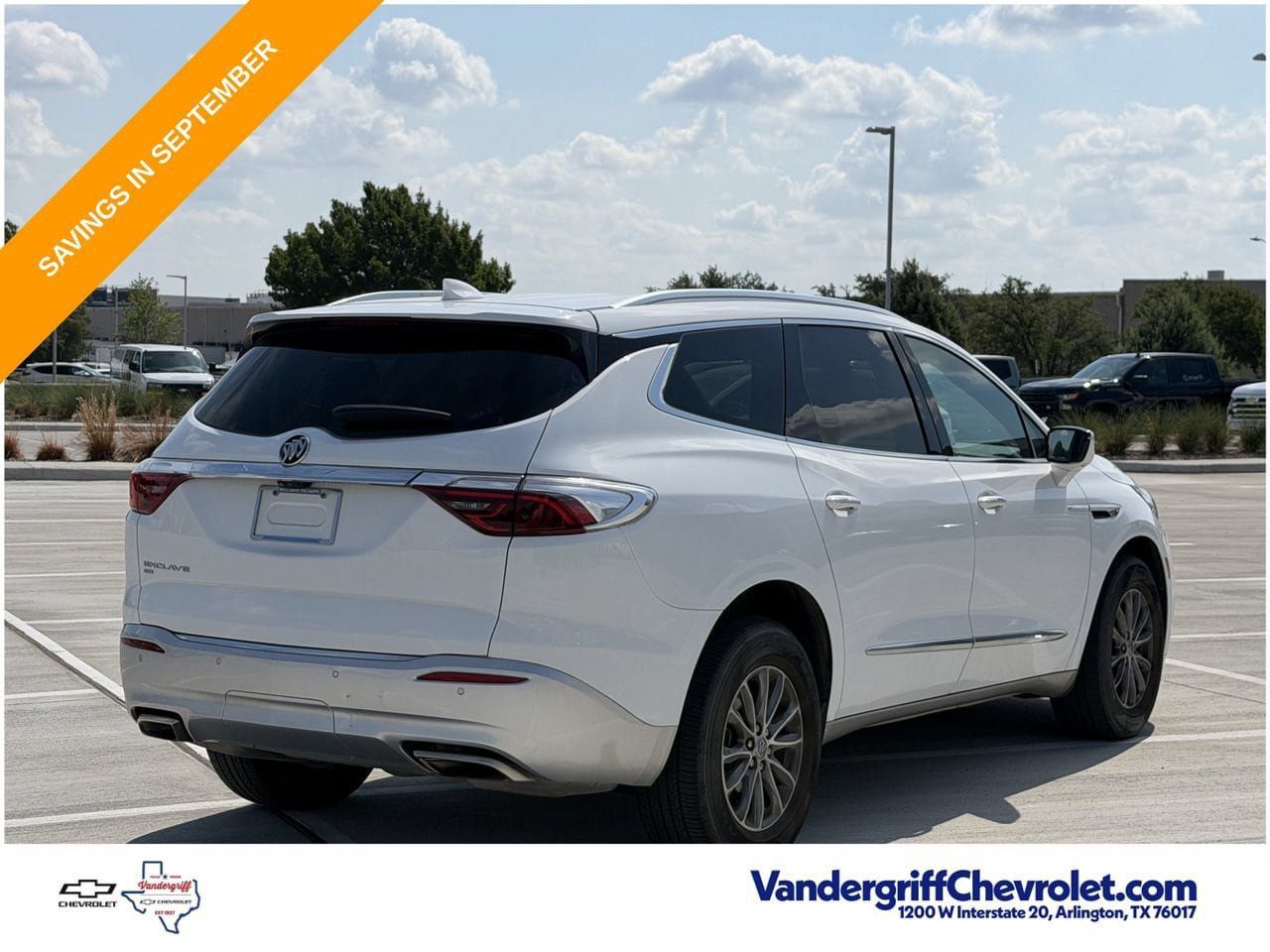 Used 2024 Buick Enclave Premium AWD/4WD image 4