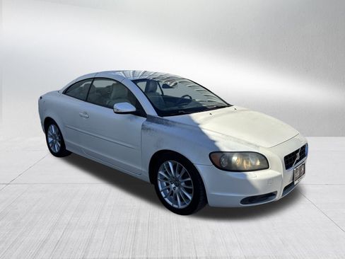 Used 2007 Volvo C70 T5 image 3