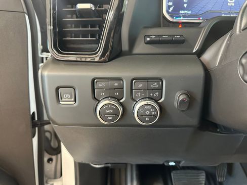 Used 2023 GMC Sierra 1500 AT4X AWD/4WD image 25