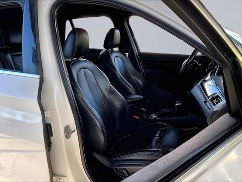 Used 2018 BMW X1 xDrive28i image 26