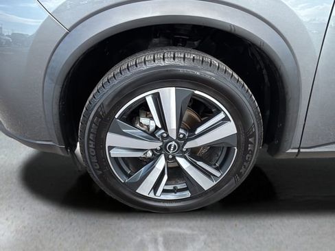Used 2024 Nissan Rogue SL AWD/4WD image 28