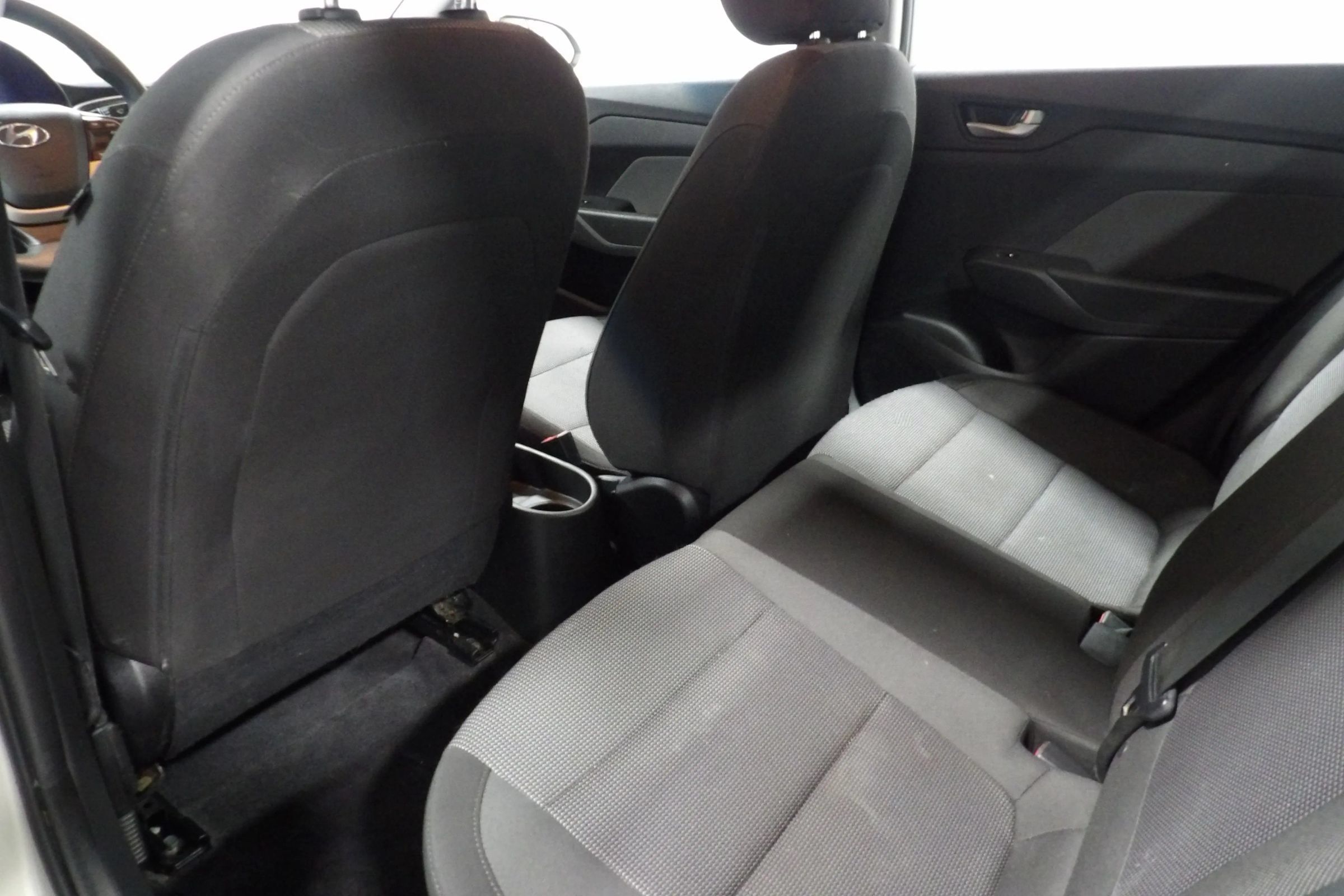 Used 2018 Hyundai Accent SE FWD image 10