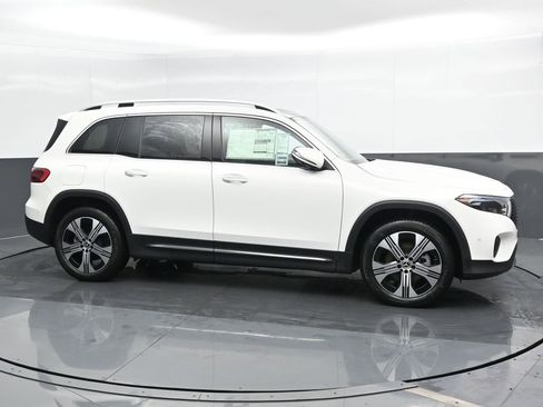 New 2024 Mercedes-Benz EQB 300 4MATIC image 3