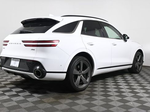Used 2023 Genesis GV70 2.5T w/ Sport Prestige Package AWD/4WD image 7