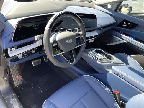 New 2026 Cadillac Optiq Sport 2 image 19