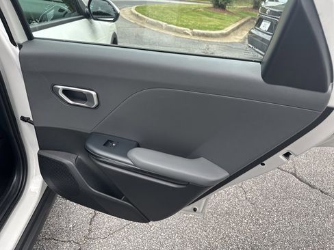 Certified 2025 Kia K4 FWD image 19