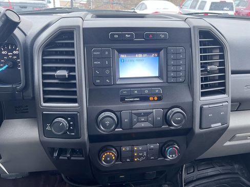 Used 2021 Ford F250 XL image 19