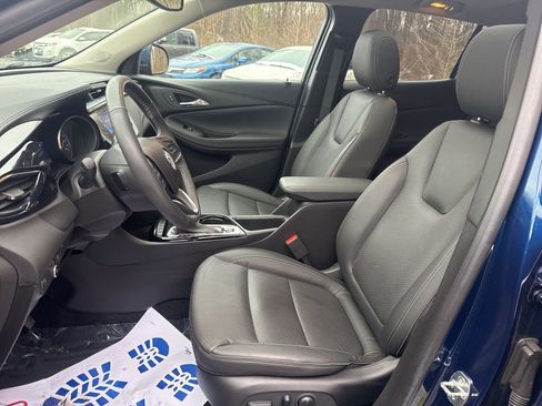 Used 2023 Buick Encore GX Essence w/ Experience Buick Package image 15