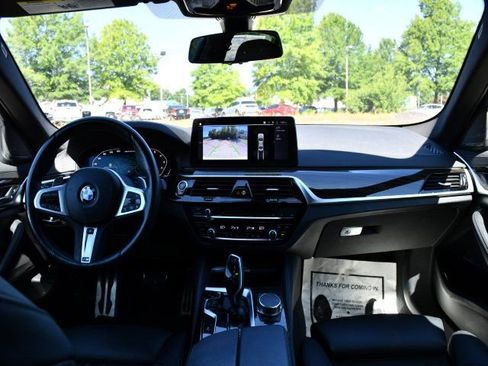 Used 2023 BMW M550i xDrive AWD/4WD image 19