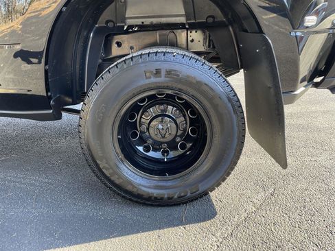 New 2026 RAM 3500 Laramie AWD/4WD image 58