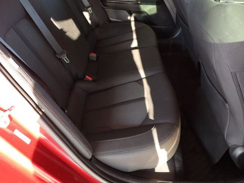 Used 2021 Kia K5 LX image 34