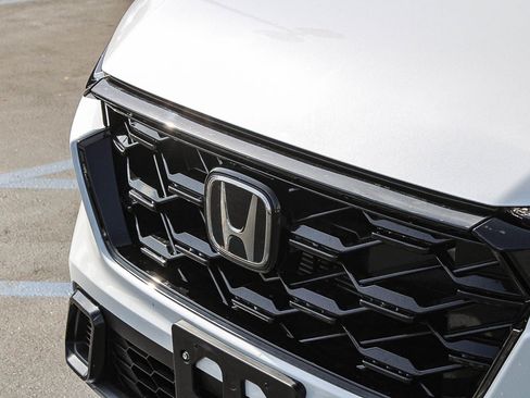 Used 2024 Honda CR-V Sport image 6