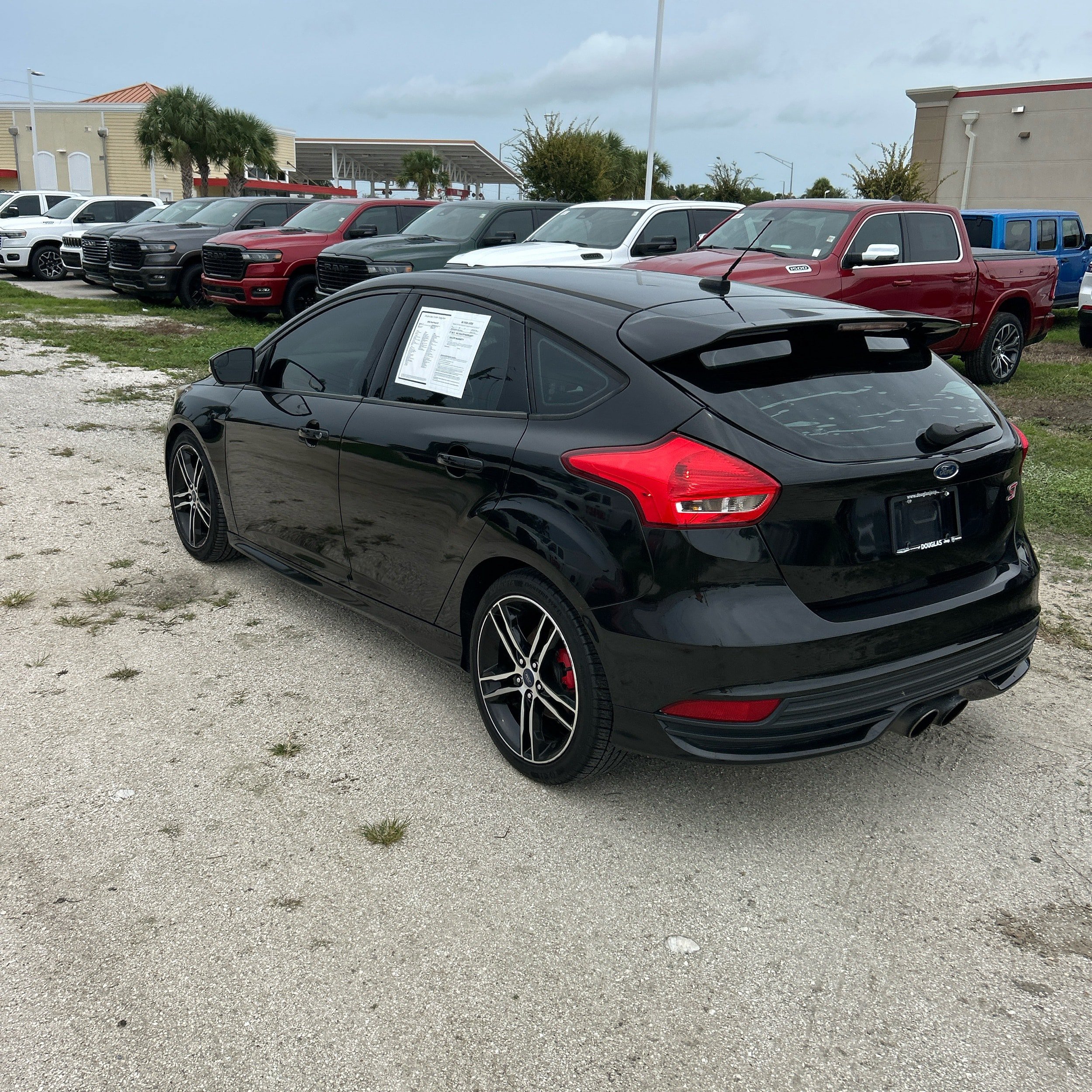 Used 2015 Ford Focus ST w/ Equipment Group 402A FWD image 5