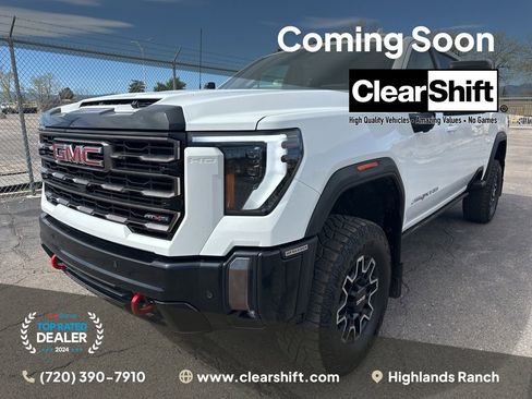 Used 2024 GMC Sierra 2500 AT4X image 3