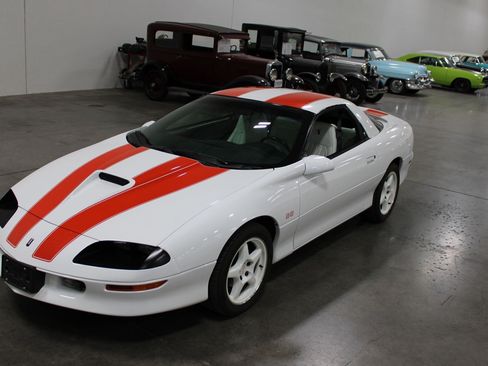 Used 1997 Chevrolet Camaro SS w/ SS Alteration Pkg RWD image 4