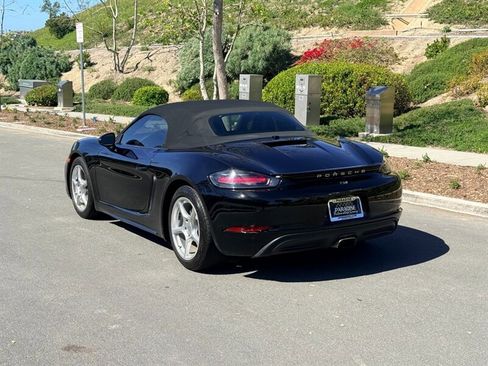 Used 2017 Porsche 718 Boxster image 16