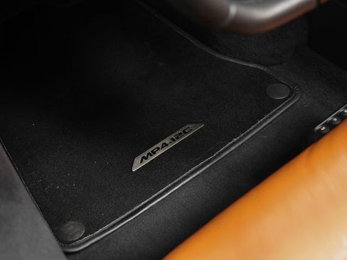 Used 2013 McLaren MP4-12C Spider RWD image 35