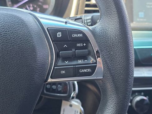 Used 2018 Hyundai Sonata SE FWD image 35