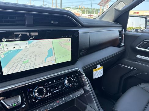 New 2025 GMC Sierra 1500 Denali image 22