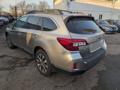 Used 2015 Subaru Outback 2.5i Limited w/ Popular Package #4 image 5