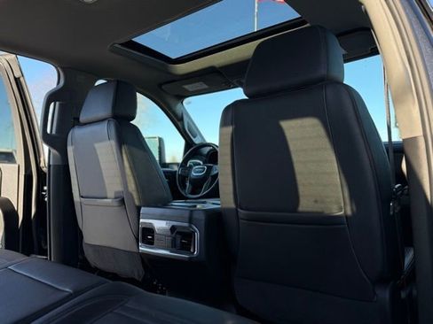 Used 2022 GMC Sierra 2500 Denali image 24