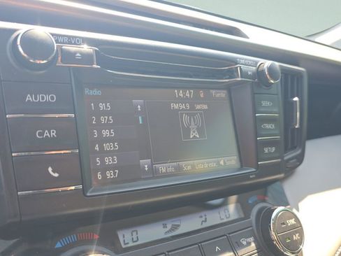 Used 2018 Toyota RAV4 LE image 18