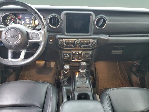 Used 2021 Jeep Wrangler Unlimited Sahara w/ Cold Weather Group image 11