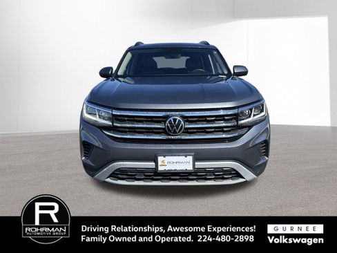Used 2022 Volkswagen Atlas SE w/ Panoramic Sunroof Package image 3