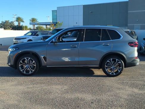 Used 2026 BMW X5 sDrive40i w/ Premium Package RWD image 9