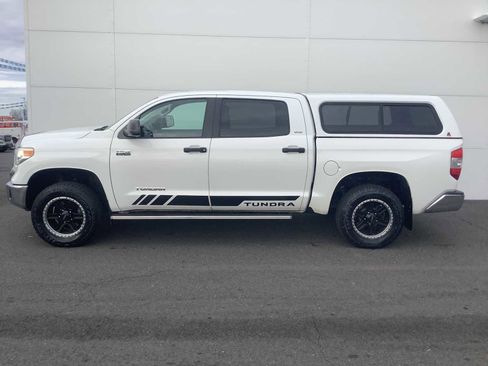 Used 2015 Toyota Tundra SR5 image 3