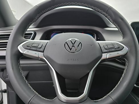 New 2026 Volkswagen Atlas Cross Sport SE AWD/4WD image 18