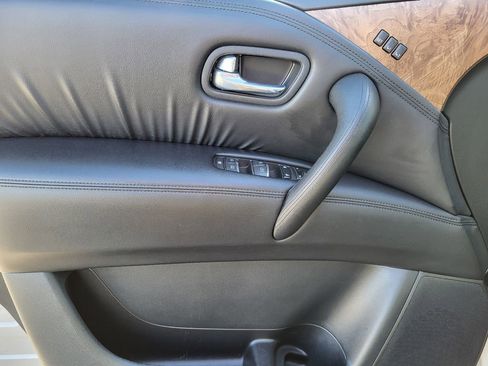 Used 2022 Nissan Armada SL image 20