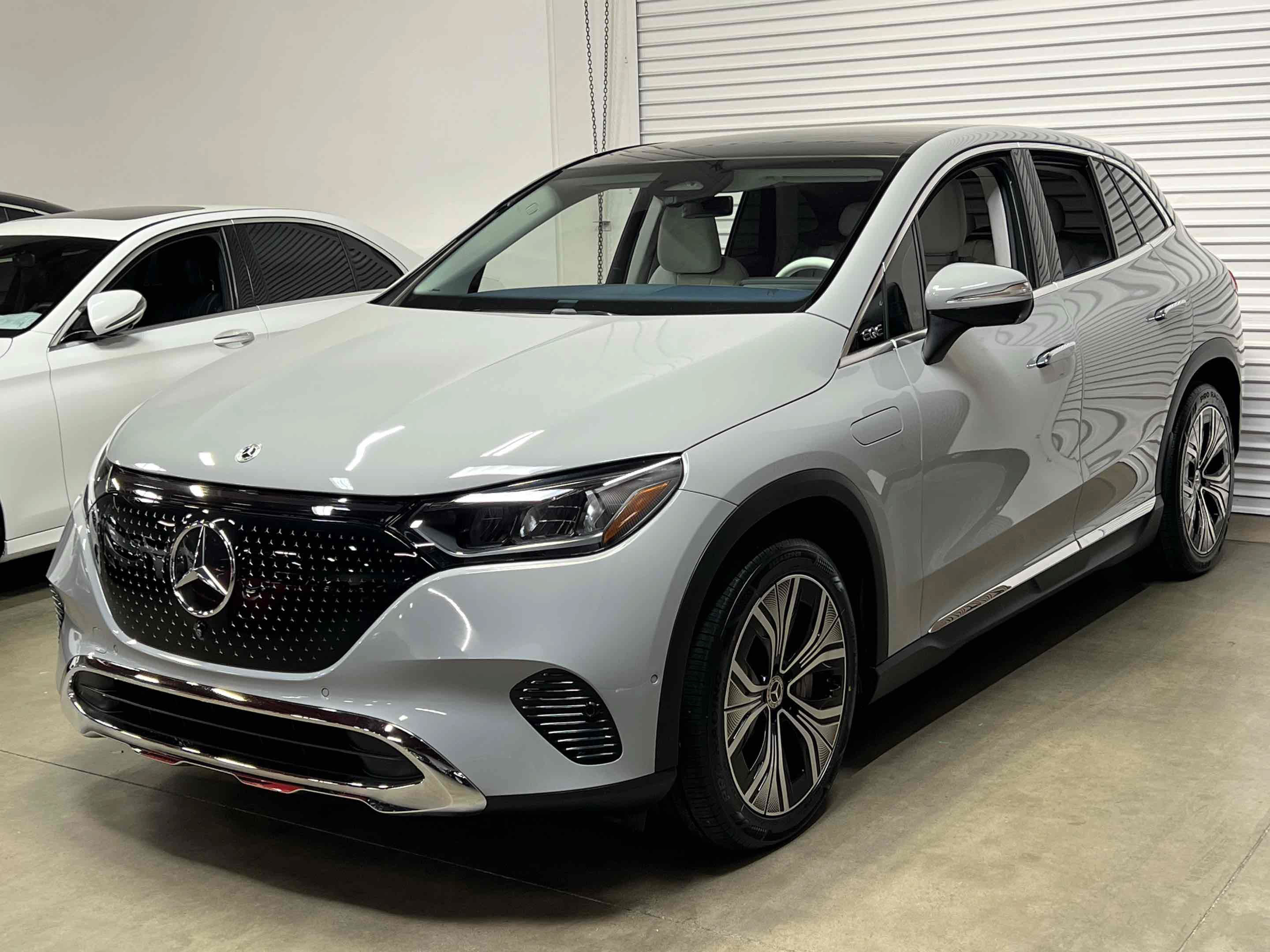 Used 2024 Mercedes-Benz EQE 350+ SUV image 30
